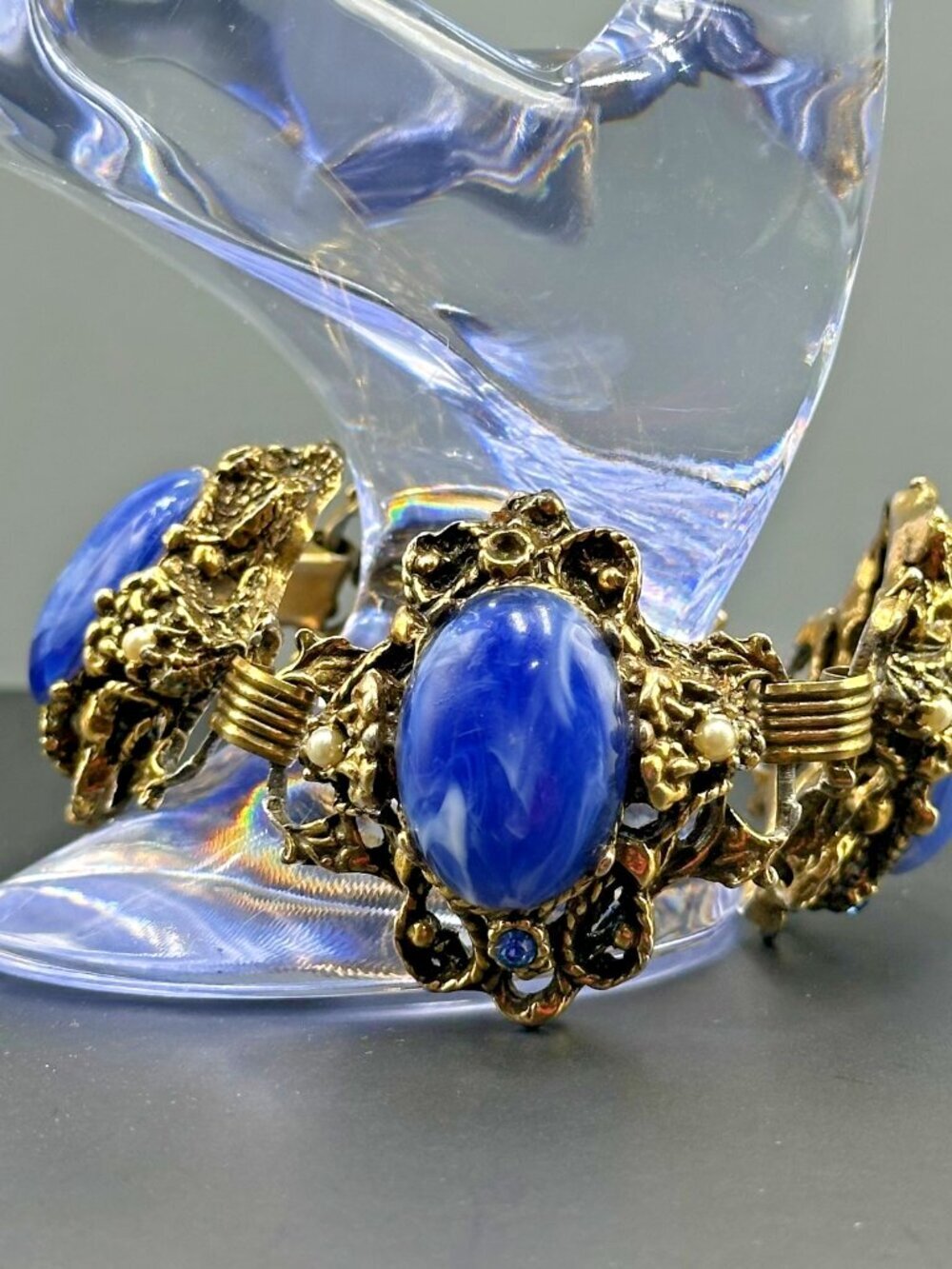 Vintage Bracelet Gold Tone Chunky Blue Cabochons Faux Pearl Filigree Link Ornate